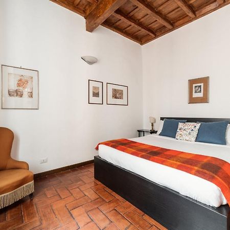Domus Quiritum Charming, Appartamento D'Epoca A Campo De' Fiori Roma Exterior foto
