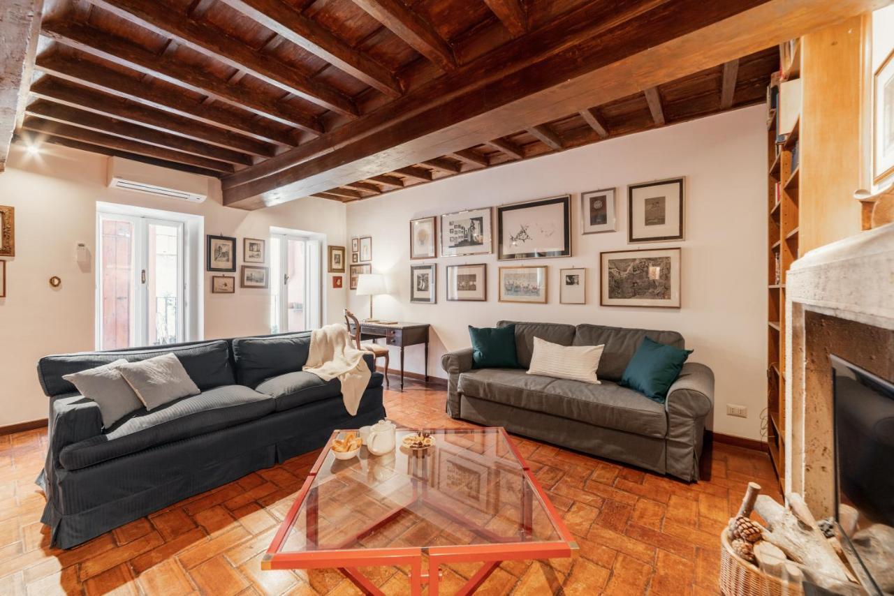 Domus Quiritum Charming, Appartamento D'Epoca A Campo De' Fiori Roma Exterior foto