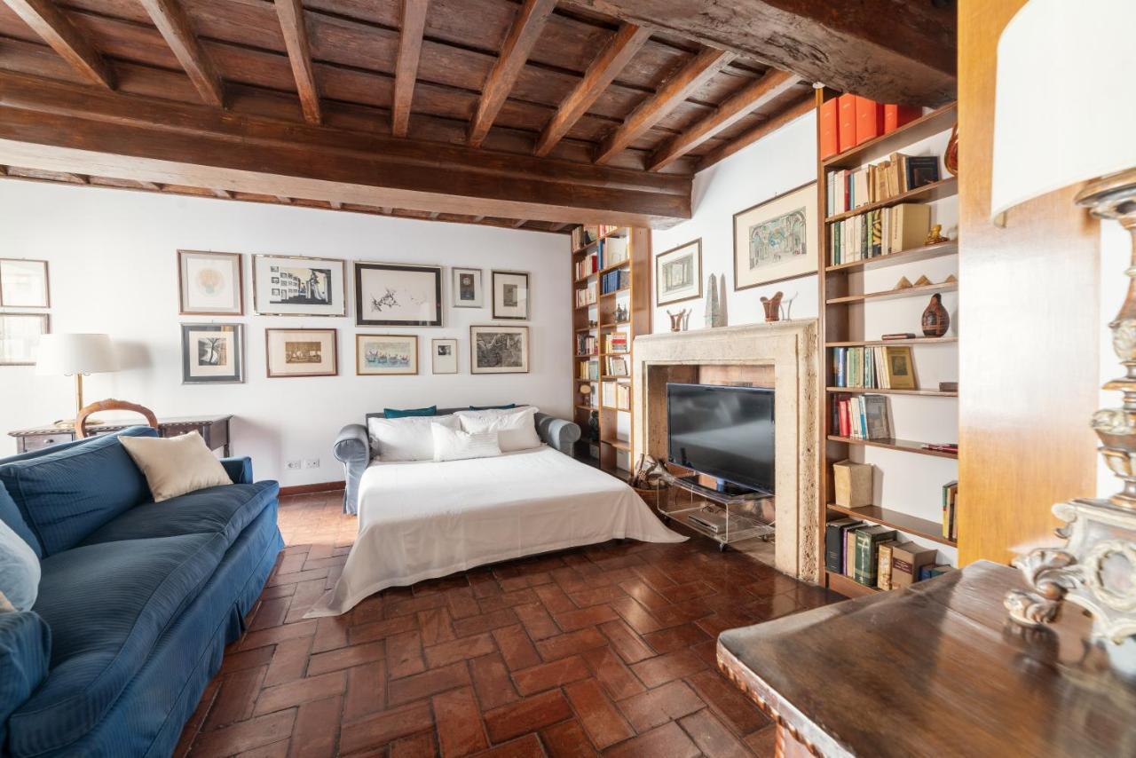 Domus Quiritum Charming, Appartamento D'Epoca A Campo De' Fiori Roma Exterior foto