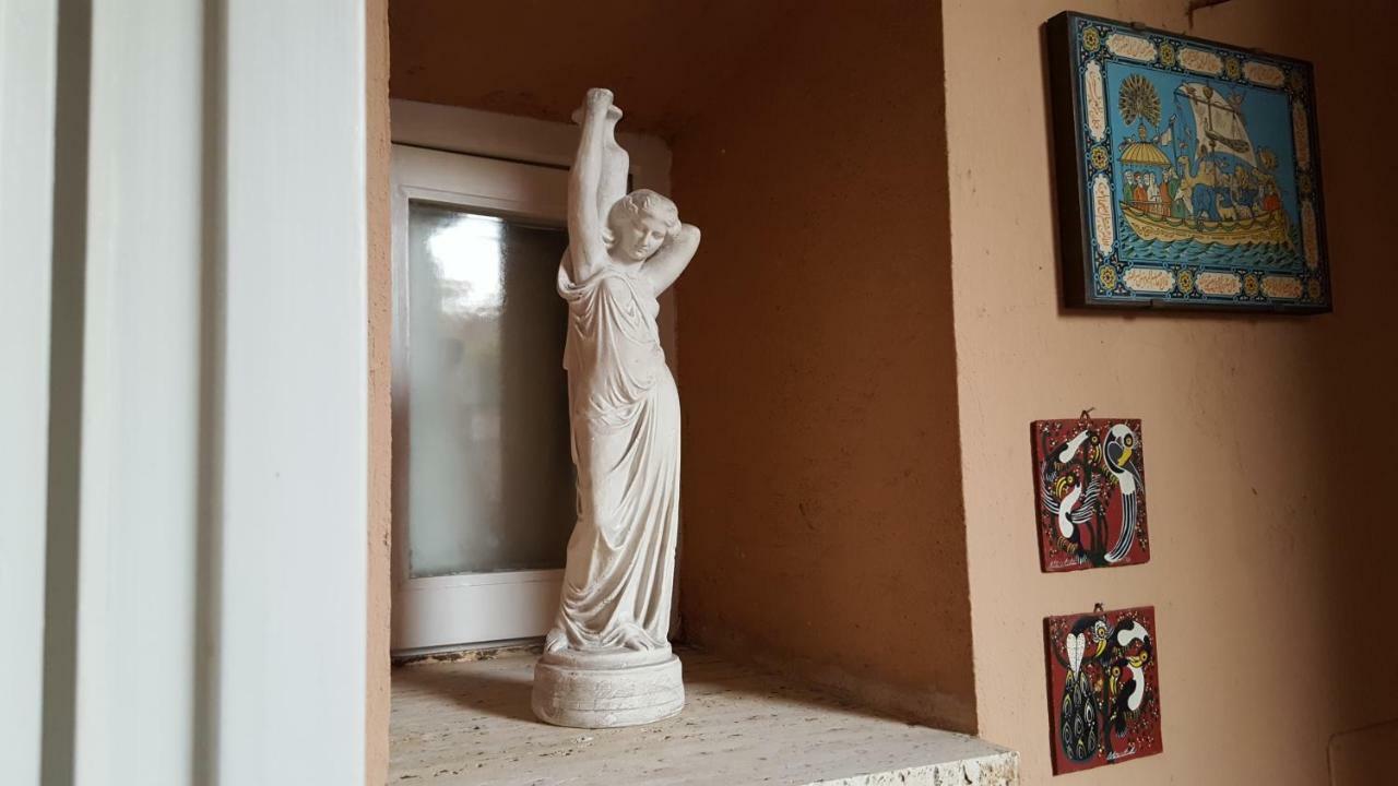 Domus Quiritum Charming, Appartamento D'Epoca A Campo De' Fiori Roma Exterior foto